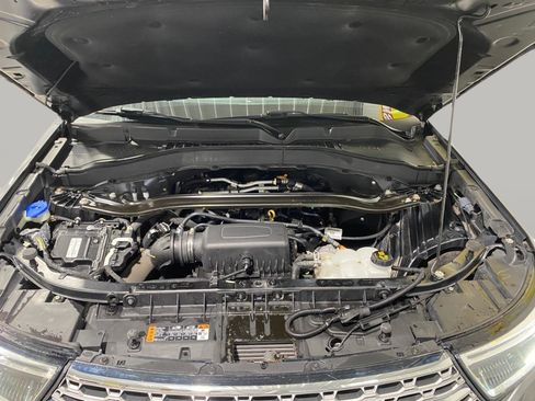 Used 2021 Ford Explorer Limited image 26