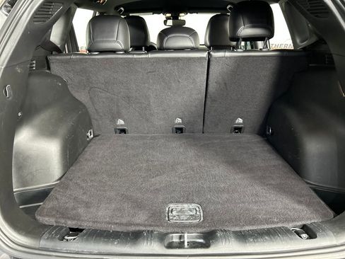 Used 2024 Jeep Compass Limited image 20