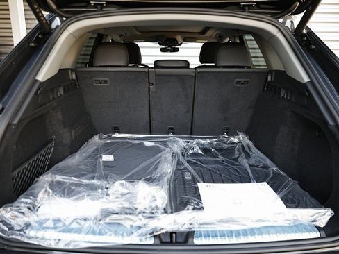 New 2025 Audi Q5 Premium image 29