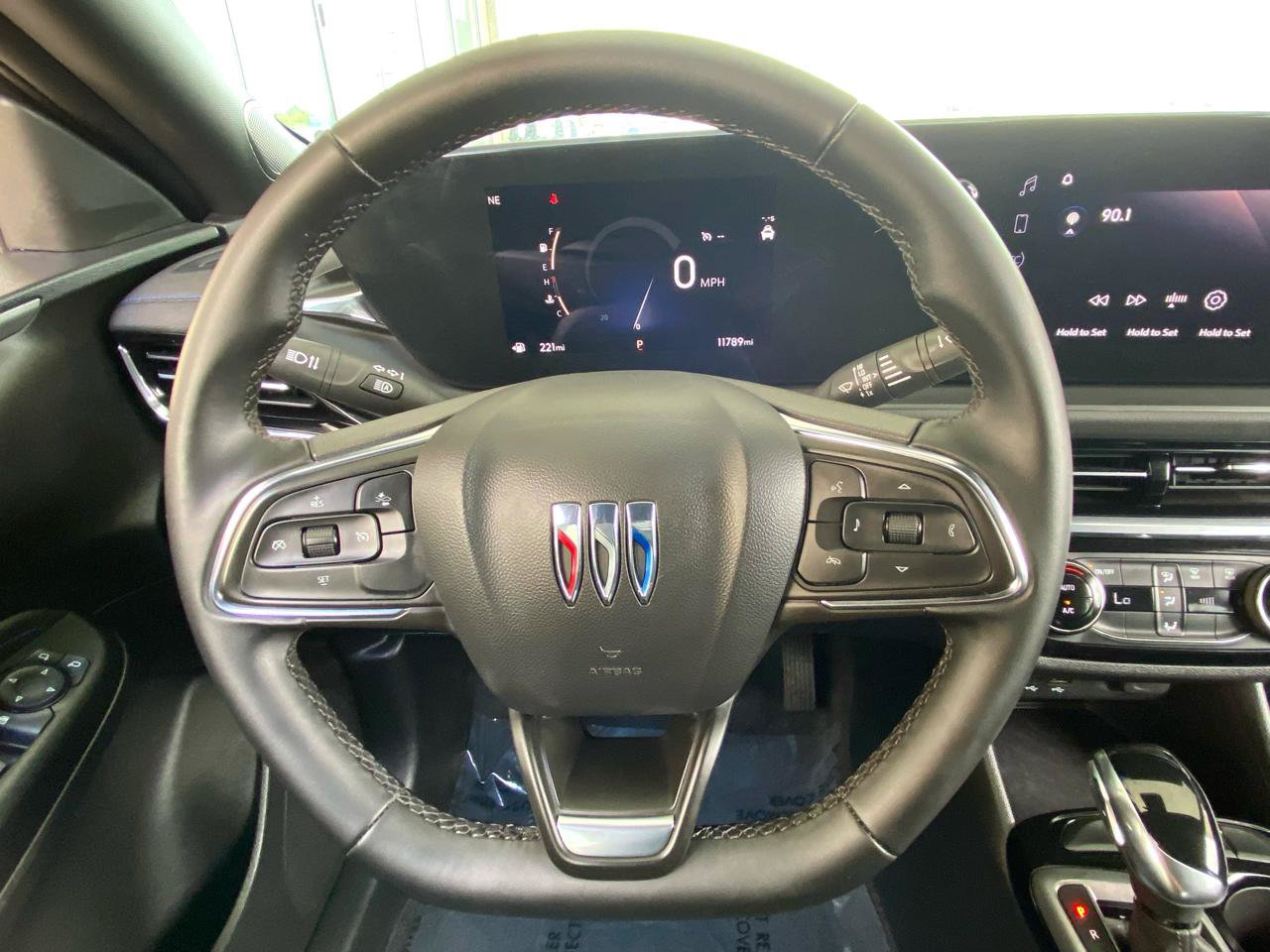 Used 2025 Buick Envista Sport Touring FWD image 35