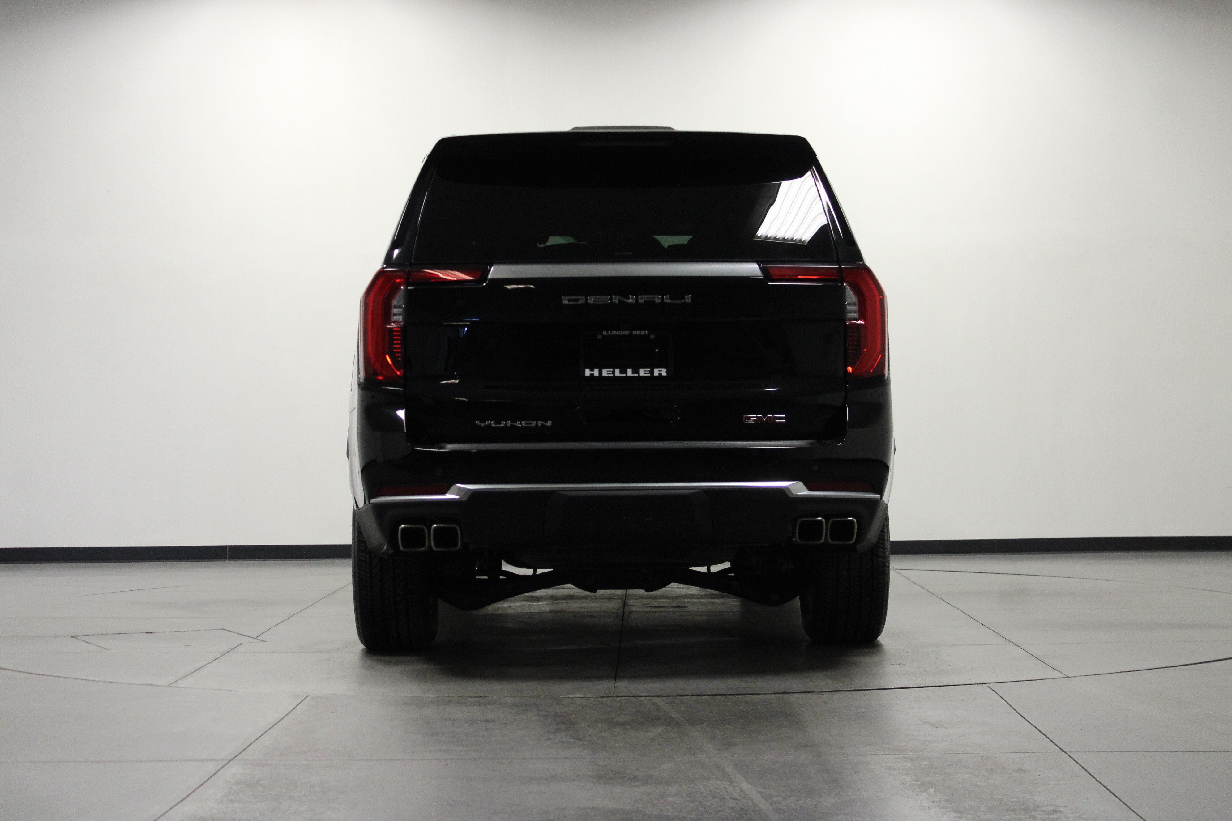 Used 2026 GMC Yukon Denali AWD/4WD image 5