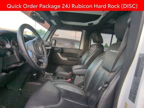 Used 2017 Jeep Wrangler Unlimited Rubicon AWD/4WD image 6