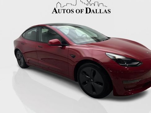Used 2023 Tesla Model 3 Standard Range image 12