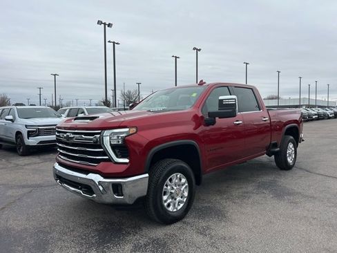 Used 2024 Chevrolet Silverado 2500 LTZ w/ LTZ Convenience Package image 7
