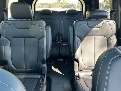 New 2026 Jeep Grand Cherokee L Limited image 14