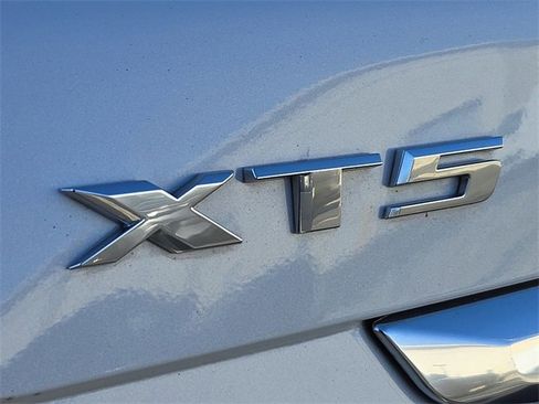 Used 2021 Cadillac XT5 Premium Luxury image 34