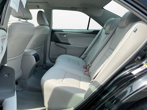 Used 2017 Toyota Camry XLE w/ Moonroof Package image 16