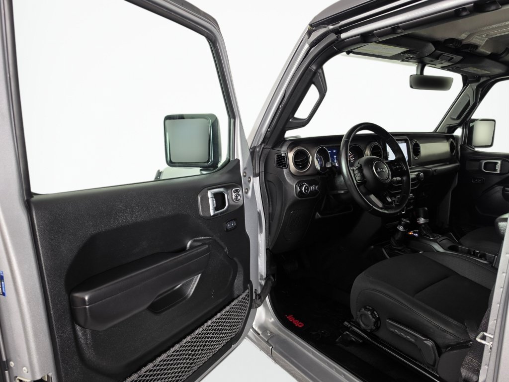 Used 2021 Jeep Gladiator Sport AWD/4WD image 28