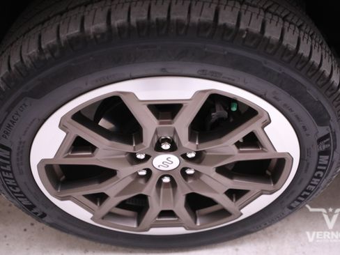 Used 2025 Ford Expedition Max King Ranch image 10