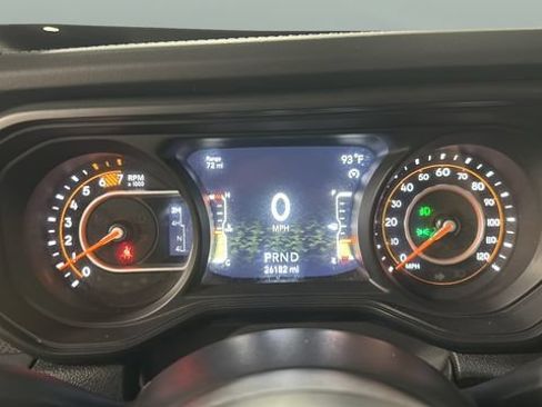 Used 2025 Jeep Wrangler Unlimited Rubicon AWD/4WD image 11