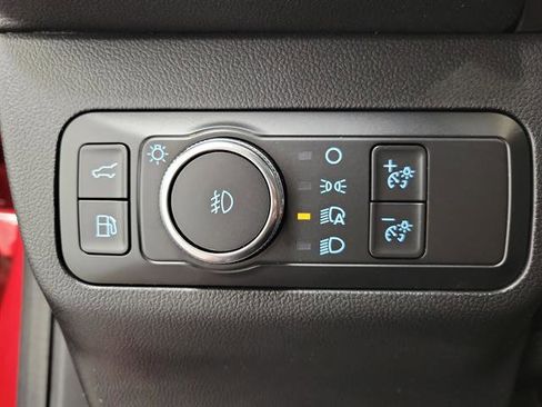 Used 2021 Ford Escape Titanium image 22