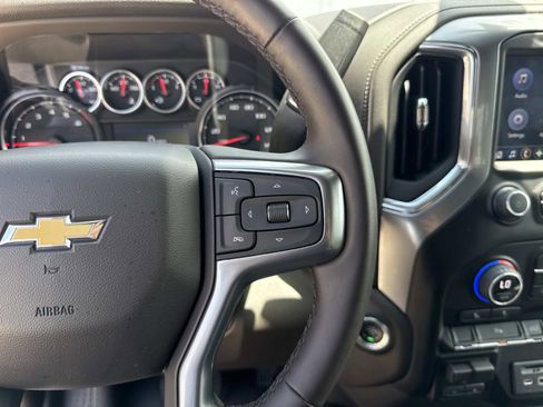Used 2023 Chevrolet Silverado 2500 LT w/ Convenience Package AWD/4WD image 23