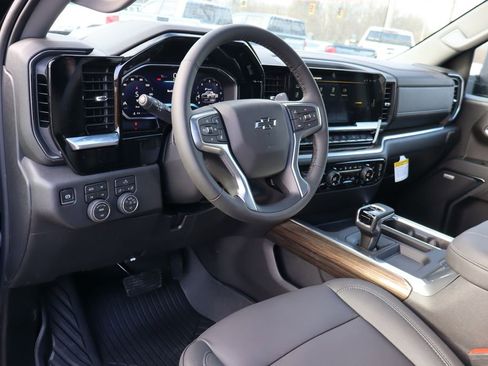 New 2026 Chevrolet Silverado 1500 LT Trail Boss w/ Convenience Package II image 6