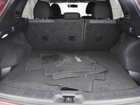 Used 2018 Nissan Rogue Sport SV w/ SV Technology Package image 13