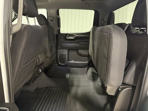 Used 2024 GMC Sierra 1500 SLE image 30