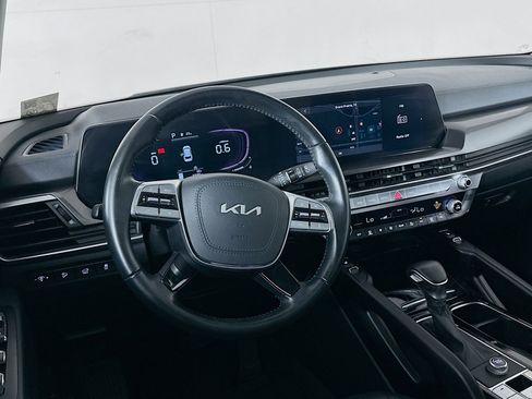 Used 2025 Kia Telluride S image 18