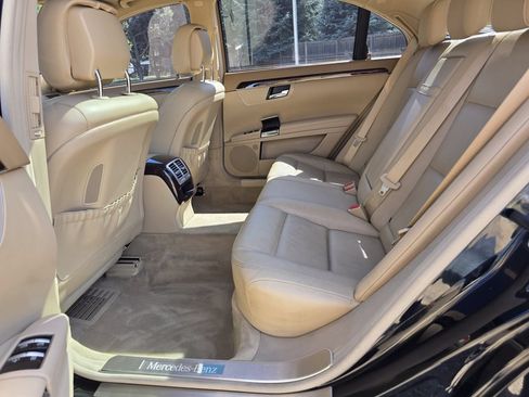 Used 2012 Mercedes-Benz S 550 4MATIC image 18