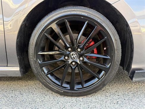 Used 2022 Toyota Camry XSE w/ Navigation Package image 11