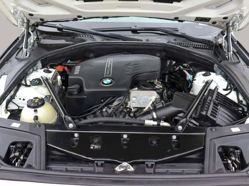 Used 2016 BMW 528i Sedan image 39