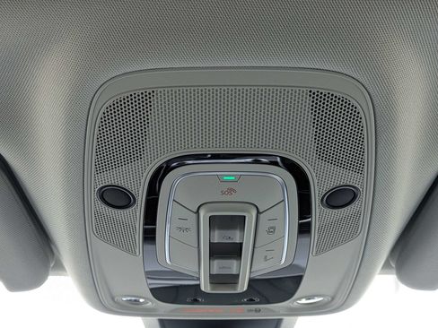 Used 2025 Audi Q7 3.0T Premium Plus AWD/4WD image 23
