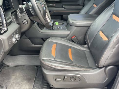 Used 2023 GMC Sierra 1500 AT4 w/ AT4 Premium Package AWD/4WD image 19