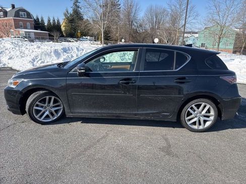 Used 2015 Lexus CT 200h image 4