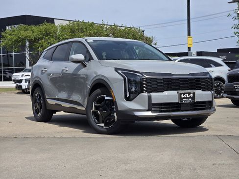 New 2026 Kia Sportage EX FWD image 22