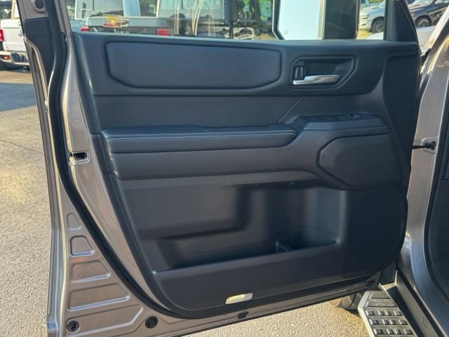 Used 2025 Toyota Land Cruiser AWD/4WD image 21