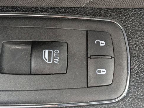 Used 2023 Dodge Charger SXT w/ Cold Weather Package image 33