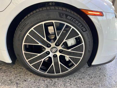 Used 2021 Porsche Taycan 4S image 43