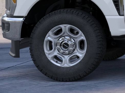 New 2026 Ford F250 XLT AWD/4WD image 19