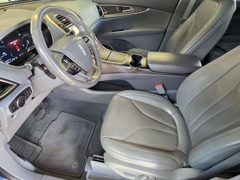 Used 2020 Lincoln Nautilus Reserve AWD/4WD image 6
