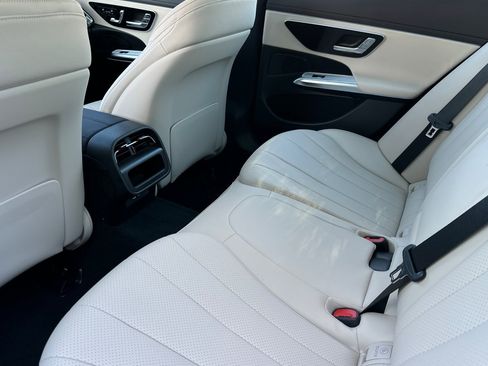 Used 2026 Mercedes-Benz E 350 Sedan image 21