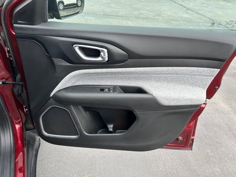 Used 2022 Jeep Compass Latitude w/ Convenience Group image 26