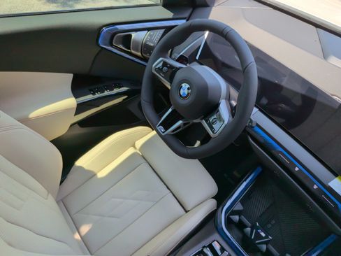 New 2026 BMW X3 xDrive30i w/ M Sport Package AWD/4WD image 35