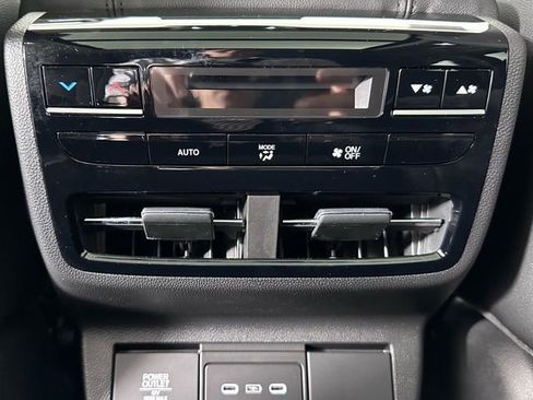 Used 2026 Acura MDX SH-AWD image 22