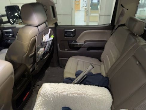 Used 2015 GMC Sierra 2500 Denali w/ Duramax Plus Package image 8