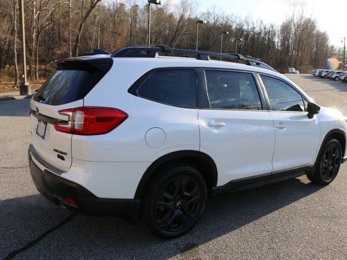 Used 2024 Subaru Ascent Onyx Edition image 8