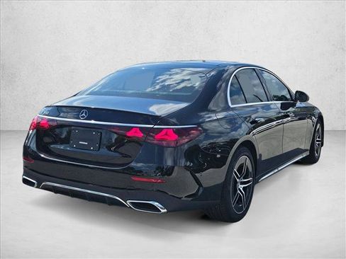 Used 2025 Mercedes-Benz E 350 Sedan image 2