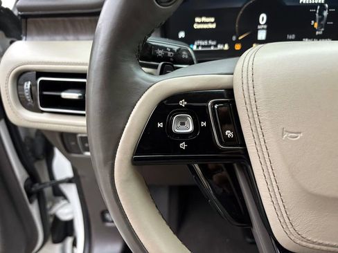 Used 2020 Lincoln Aviator Reserve w/ Equipment Group 201A image 18