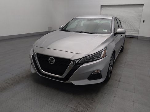 Used 2022 Nissan Altima 2.5 SV FWD image 15