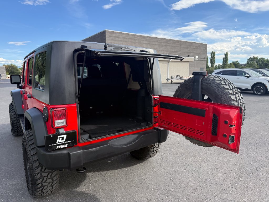 Used 2018 Jeep Wrangler Unlimited Sport S AWD/4WD image 13