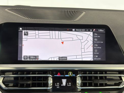 Used 2023 BMW 430i Coupe w/ Premium Package image 26