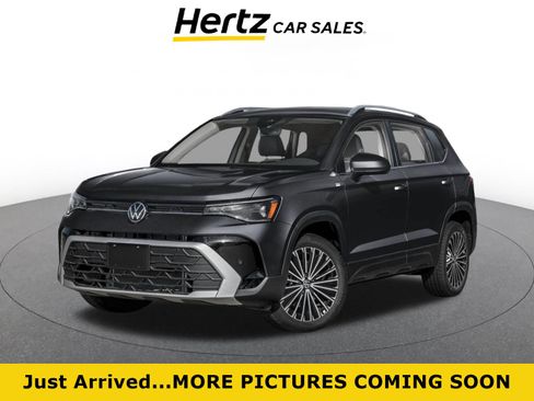 Used 2026 Volkswagen Taos SE AWD/4WD image 1