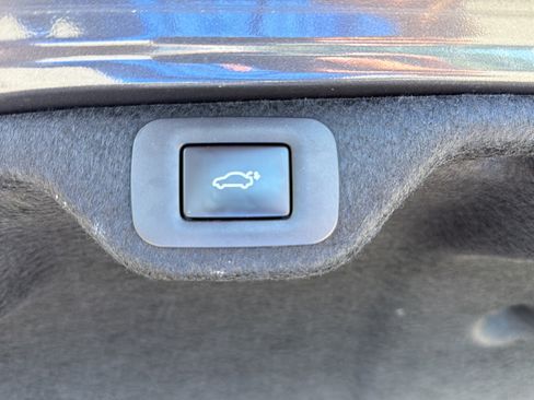Used 2024 Lexus ES 300h w/ Technology Package FWD image 19