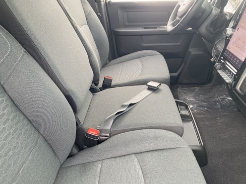 New 2026 RAM 3500 Tradesman AWD/4WD image 8
