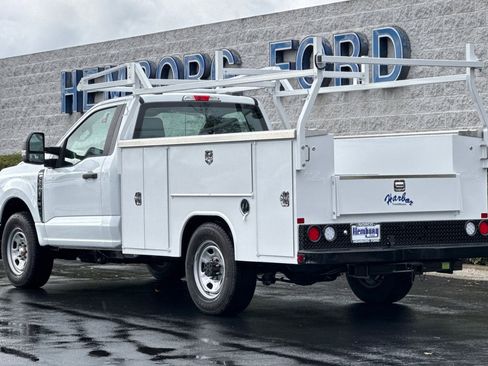 New 2026 Ford F350 XL w/ XL Chrome Package image 6