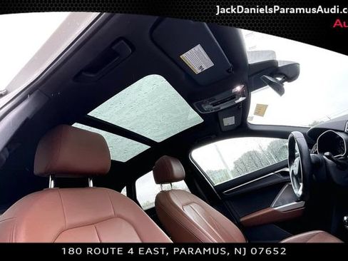 Used 2019 Audi Q3 2.0T Premium Plus w/ Premium Plus Package AWD/4WD image 14