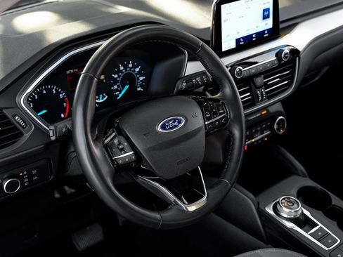 Used 2022 Ford Escape SE w/ Convenience Package image 4