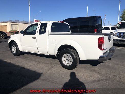 Used 2016 Nissan Frontier S image 6